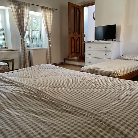 Apartman U Kaplicky Hluboka nad Vltavou Ngoại thất bức ảnh