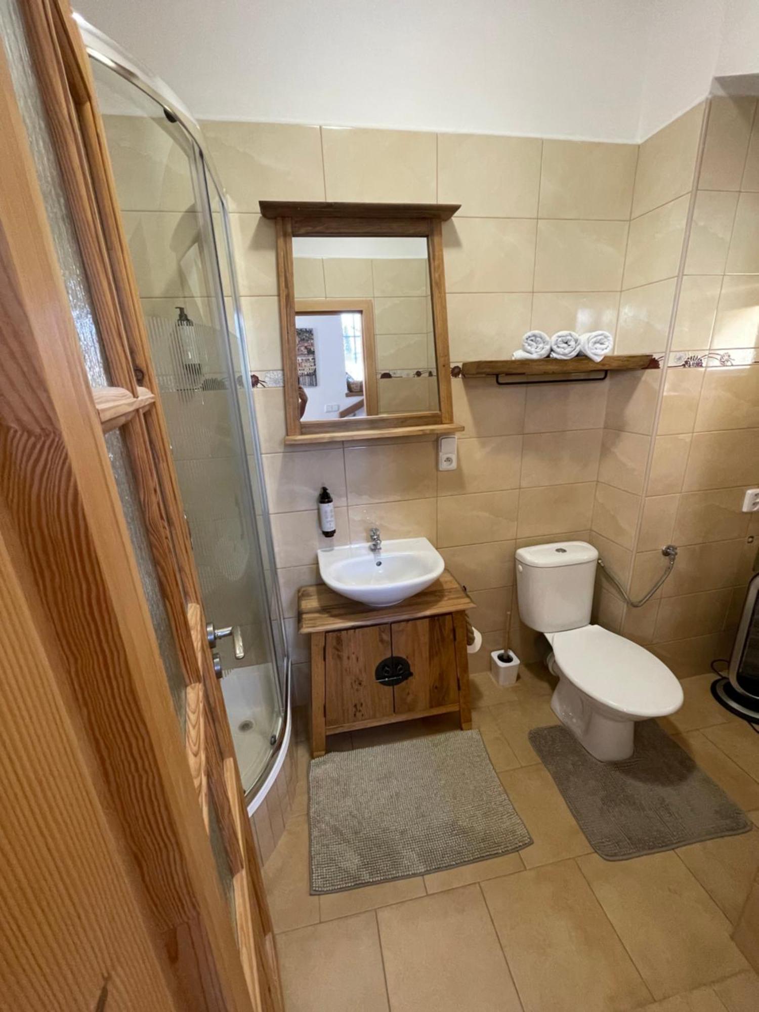 Apartman U Kaplicky Hluboka nad Vltavou Ngoại thất bức ảnh