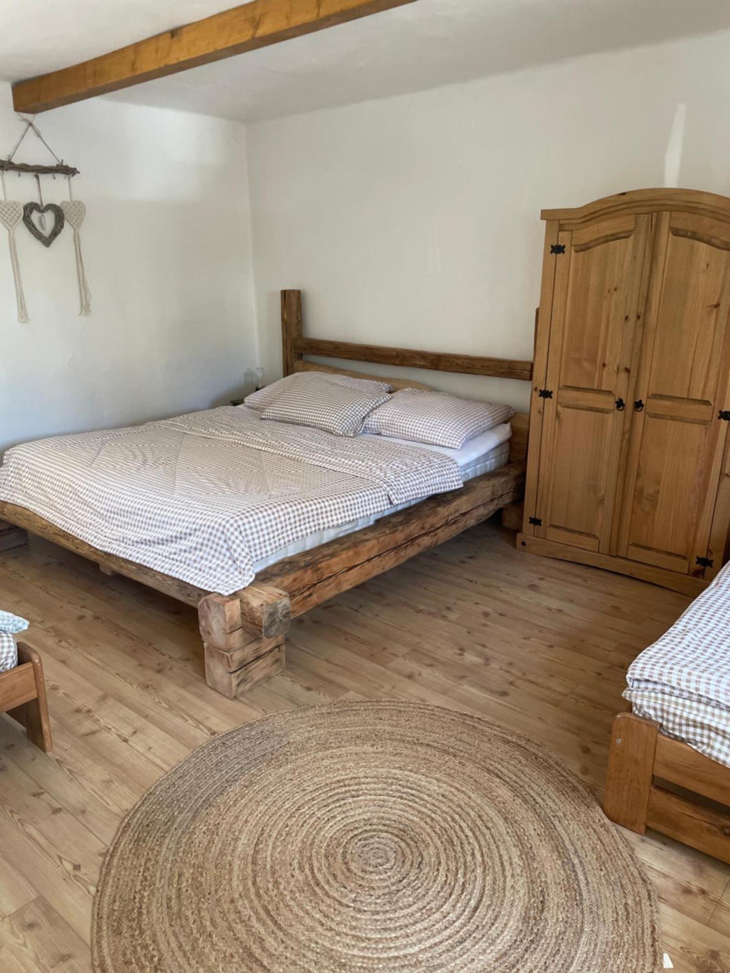 Apartman U Kaplicky Hluboka nad Vltavou Ngoại thất bức ảnh