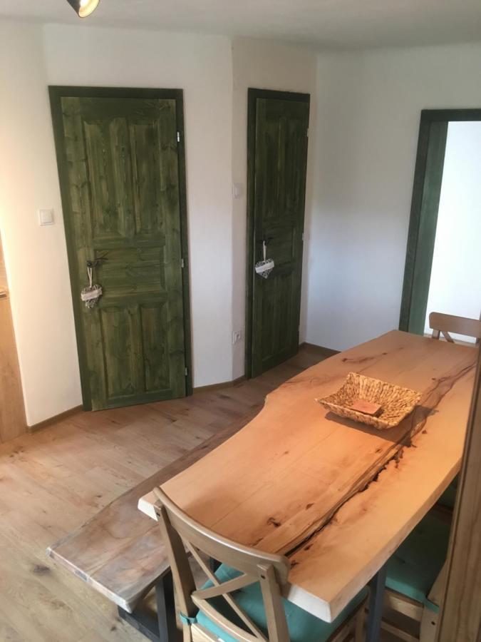 Apartman U Kaplicky Hluboka nad Vltavou Ngoại thất bức ảnh